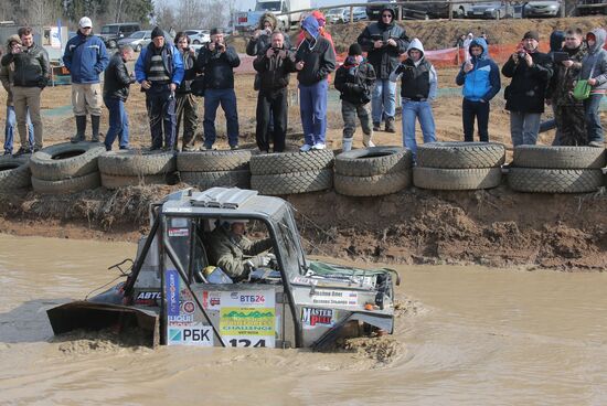 Motorsport: RainForest Challenge Russia 2014
