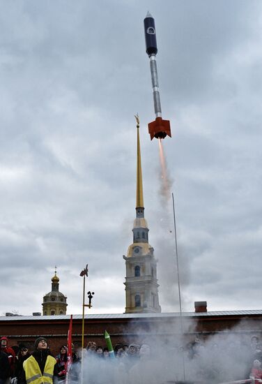 Cosmonautics Day celebrated in St. Petersburg