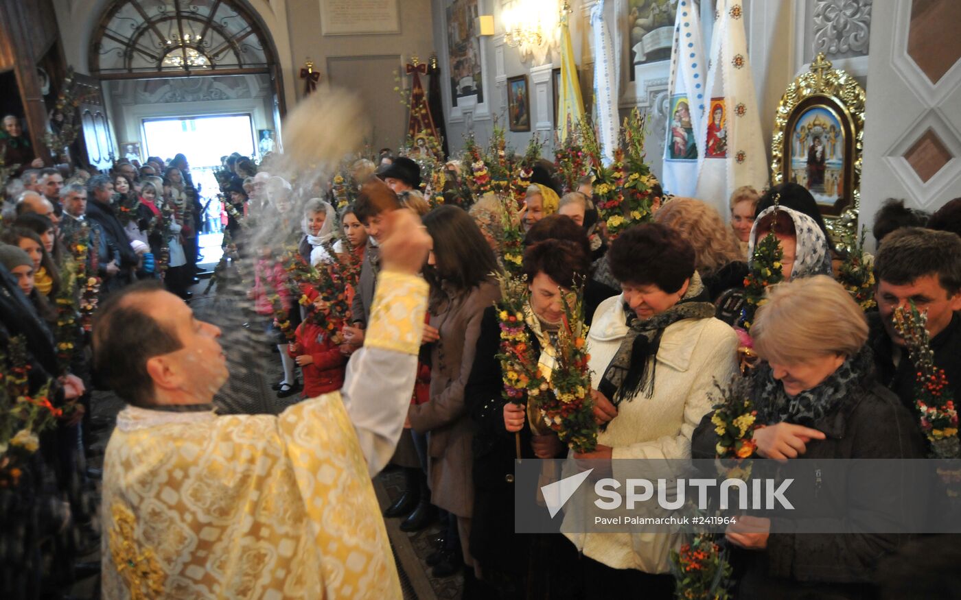 Pussy Willow Sunday celebrated in Lvov region