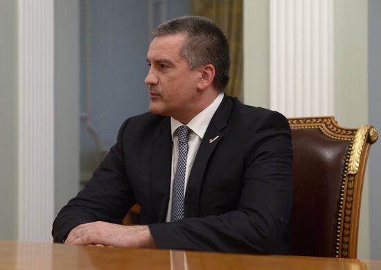 Vladimir Putin meets with Sergey Aksyonov