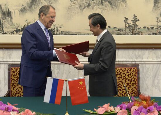Sergei Lavrov visits China
