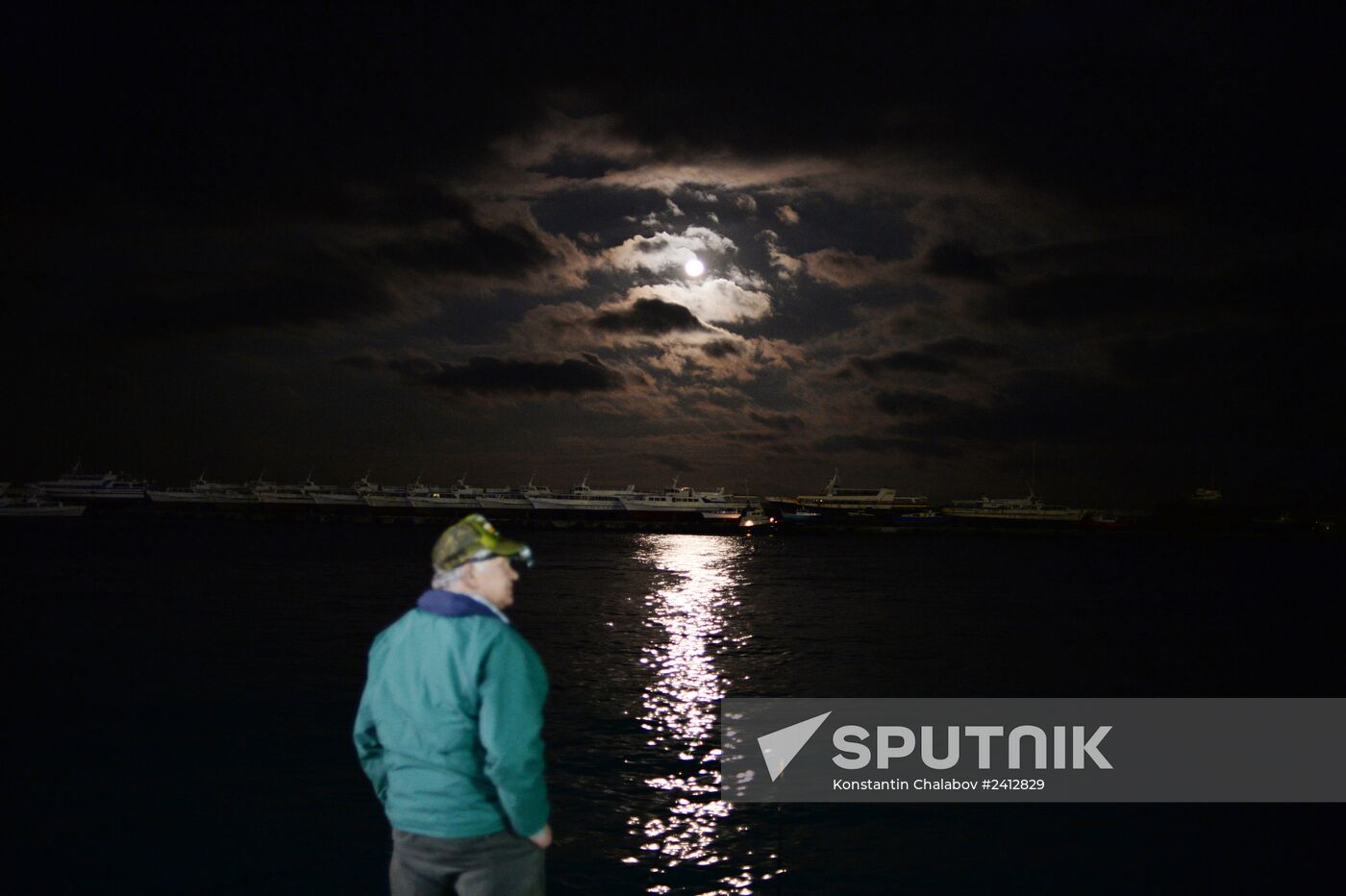 Night views of Yalta