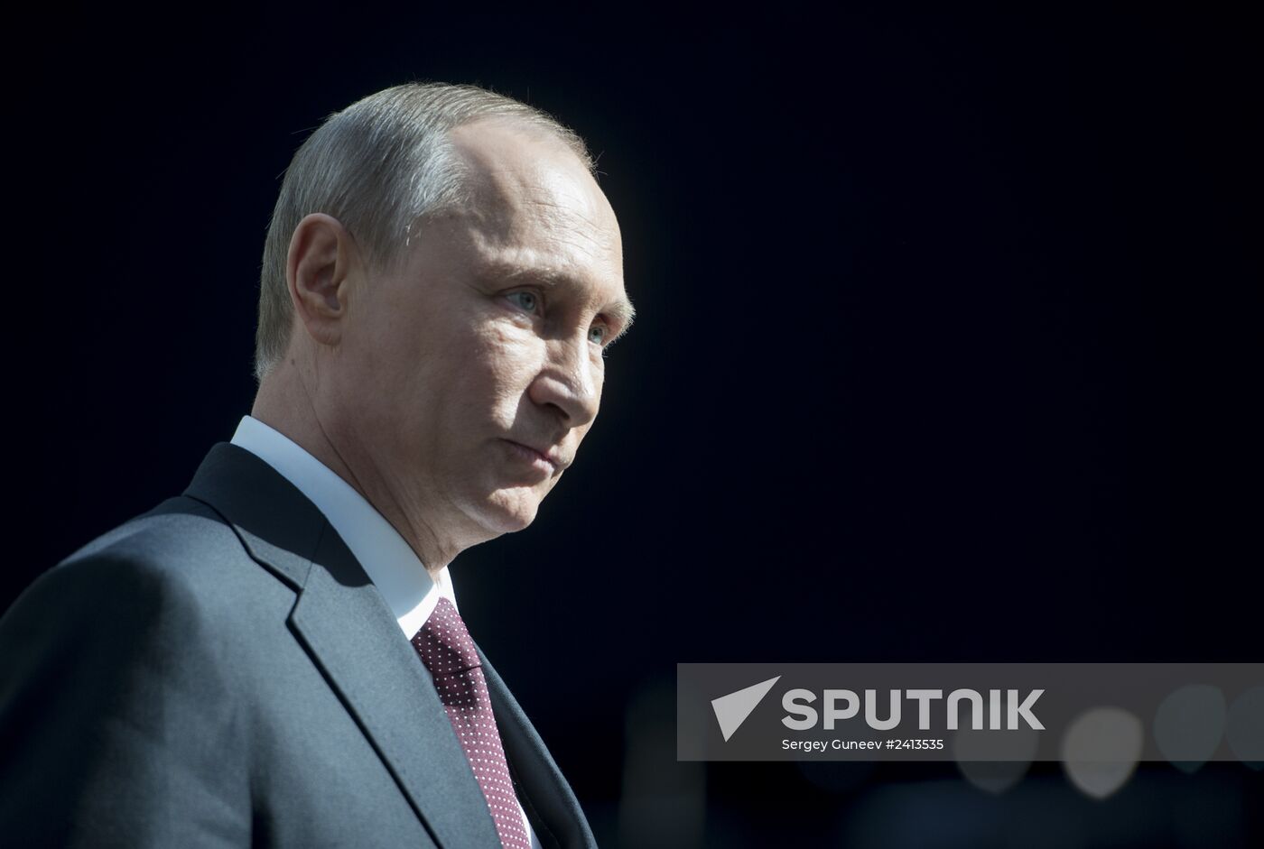 Vladimir Putin holds question and answer session
