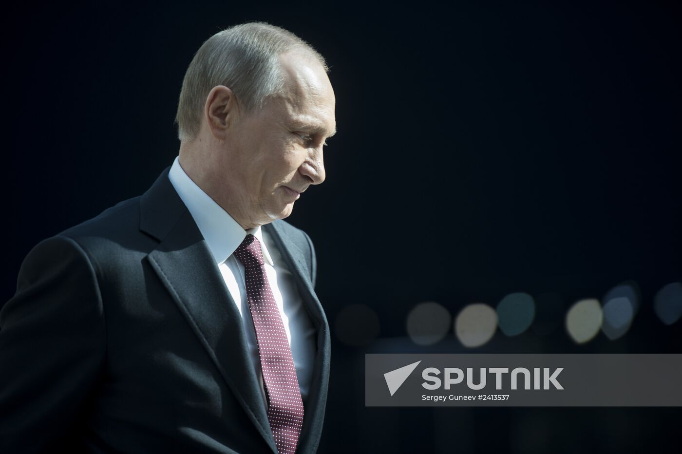 Vladimir Putin holds question and answer session