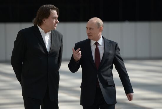Vladimir Putin holds question and answer session