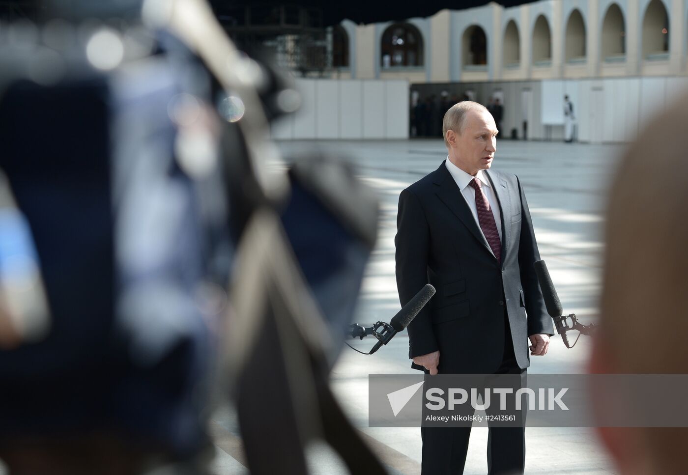 Vladimir Putin holds question and answer session