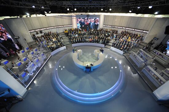 Vladimir Putin holds question and answer session