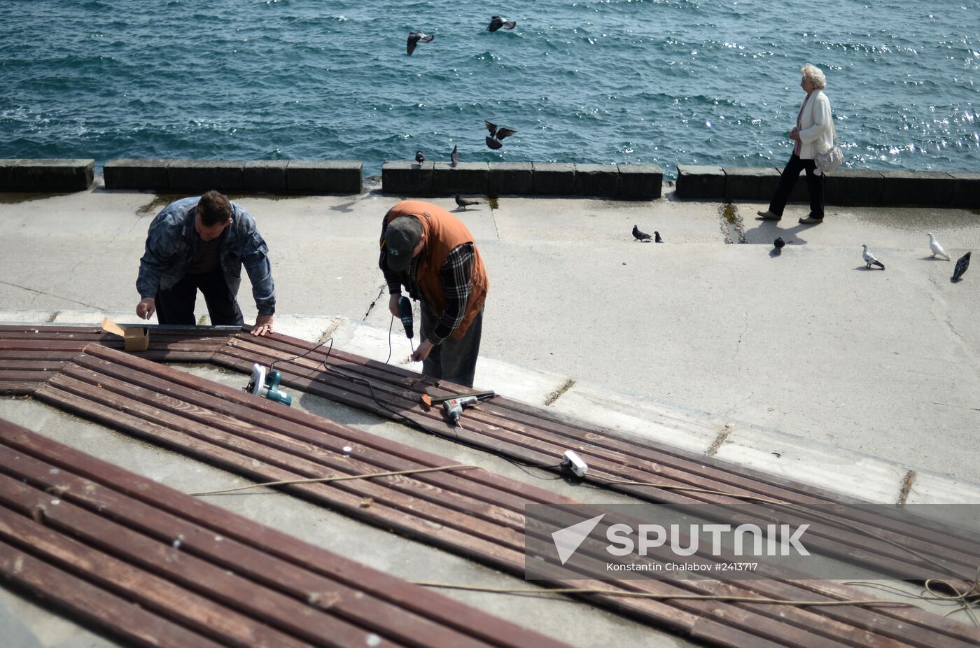 Preparation for holiday season in Yalta