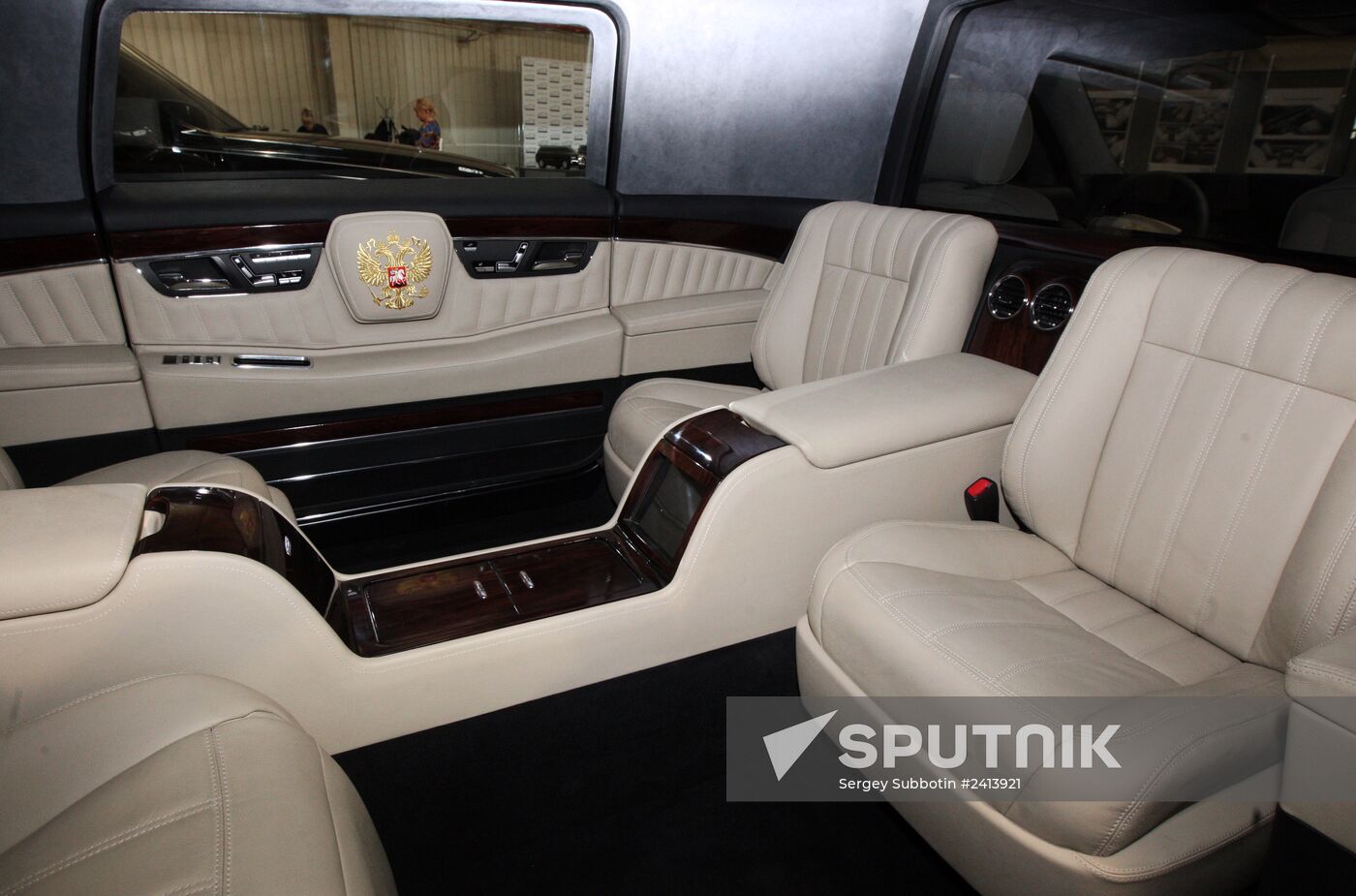 Denis Manturov visits Central Scientific Research Automobile and Engine Institute