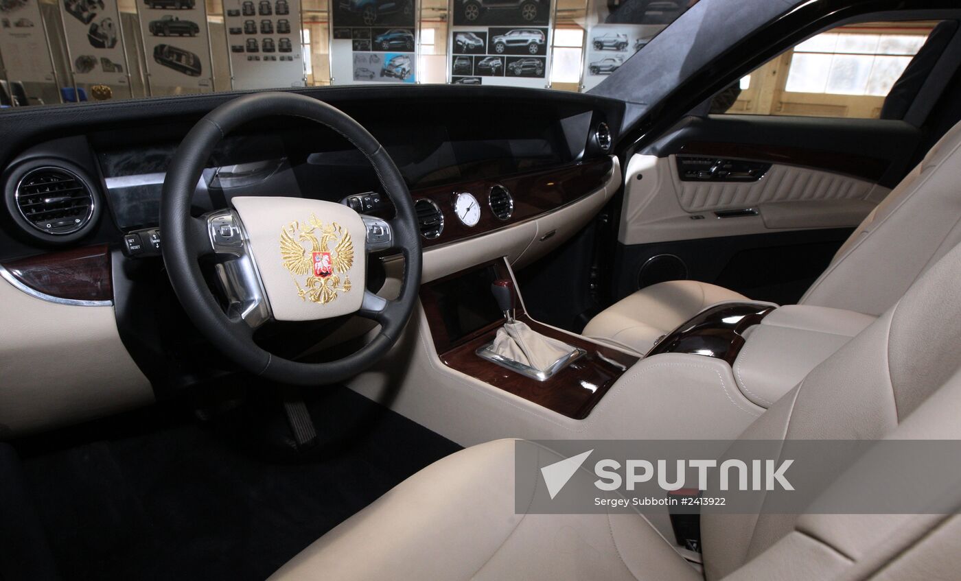 Denis Manturov visits Central Scientific Research Automobile and Engine Institute