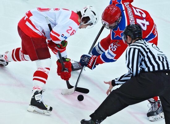 Junior Hockey League. Krasnaya Armiya vs. Spartak