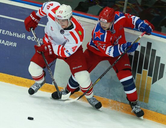 Junior Hockey League. Krasnaya Armiya vs. Spartak