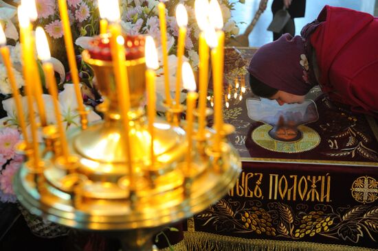 Consecration of Easter cakes on Holy Saturday
