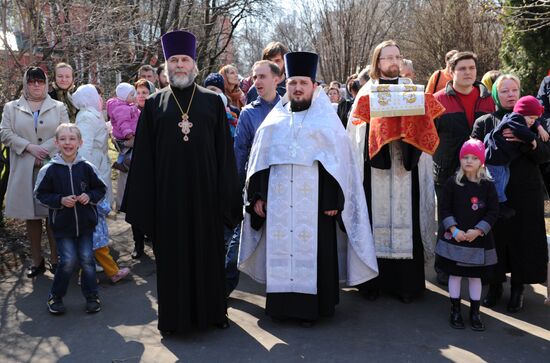 Consecration of Easter cakes on Holy Saturday