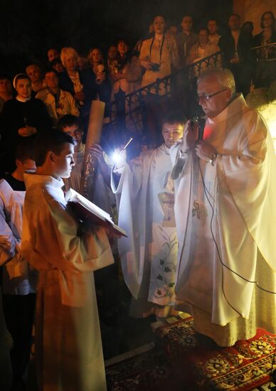 Catholic Easter celebrated in Russia