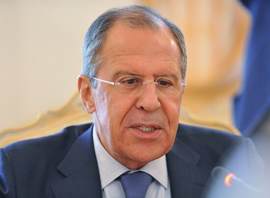 Sergei Lavrov meets with Mozambique's Foreign Minister Oldemiro Balói