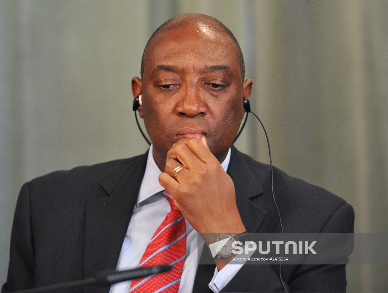 Sergei Lavrov meets with Mozambique's Foreign Minister Oldemiro Balói