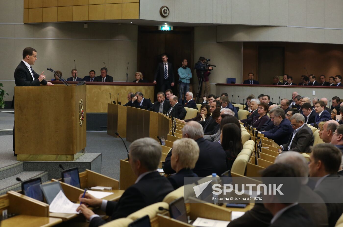 Dmitry Medvedev reports on the Government's 2013 performance at the State Duma