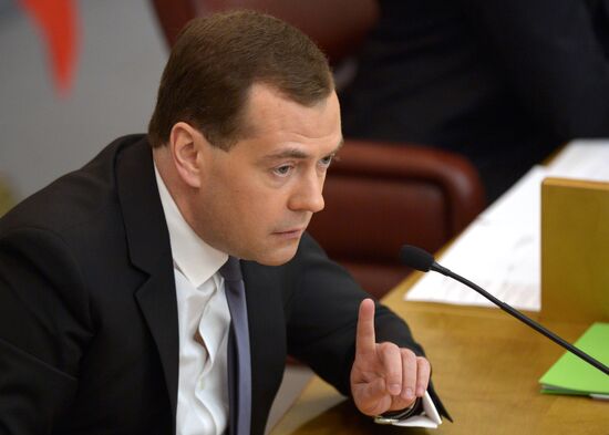 Dmitry Medvedev reports on the Government's 2013 performance at the State Duma