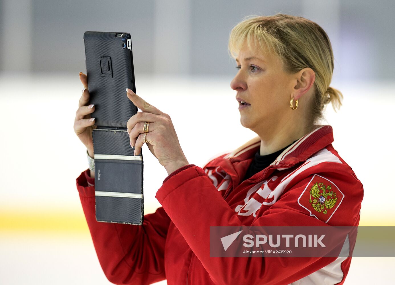Figure skating. Elena Ilinykh and Ruslan Zhiganshin in training