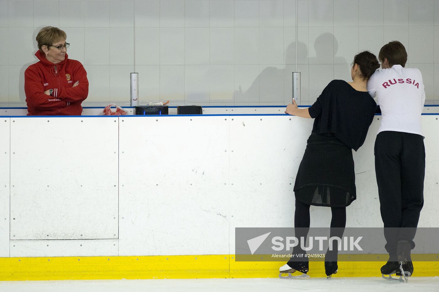 Figure skating. Elena Ilinykh and Ruslan Zhiganshin in training