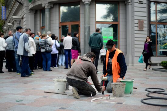 Preparations for the vacation season in Yalta