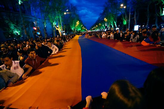 March in memory of 1915 Armenian Genocide