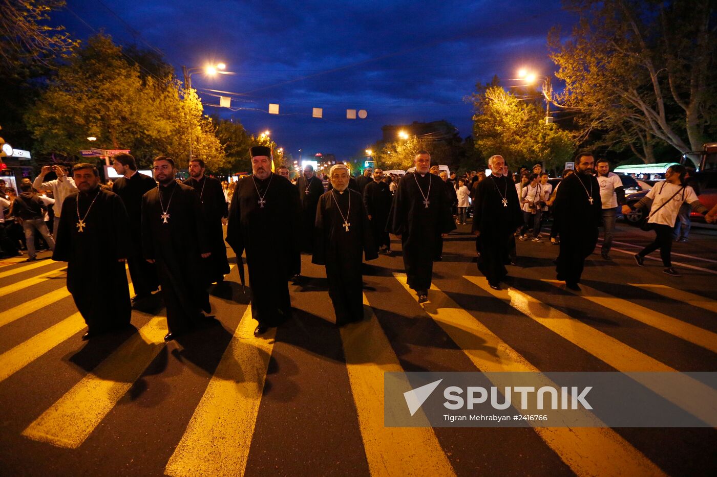 March in memory of 1915 Armenian Genocide