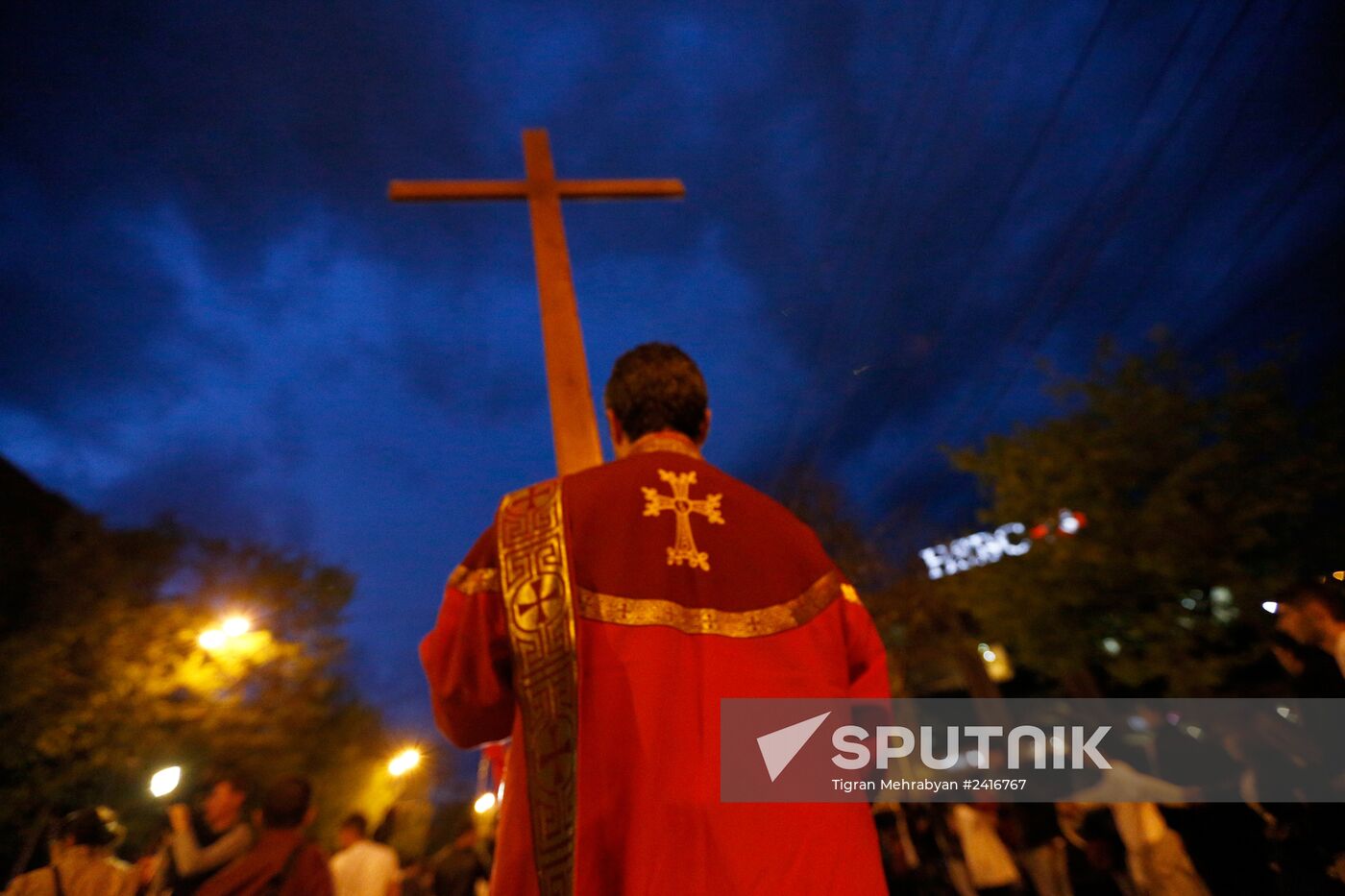 March in memory of 1915 Armenian Genocide