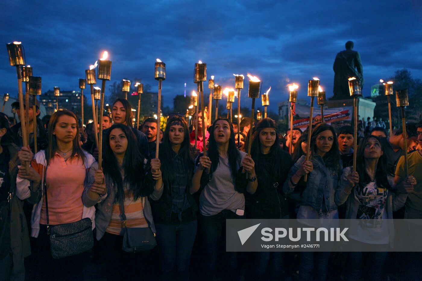 March in memory of 1915 Armenian Genocide