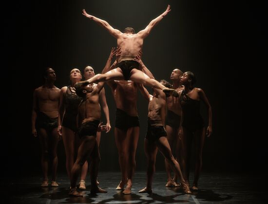 Dance Open modern dance festival opens in St. Petersburg