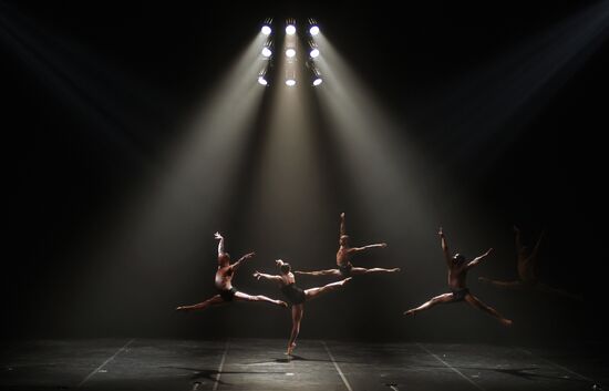 Dance Open modern dance festival opens in St. Petersburg