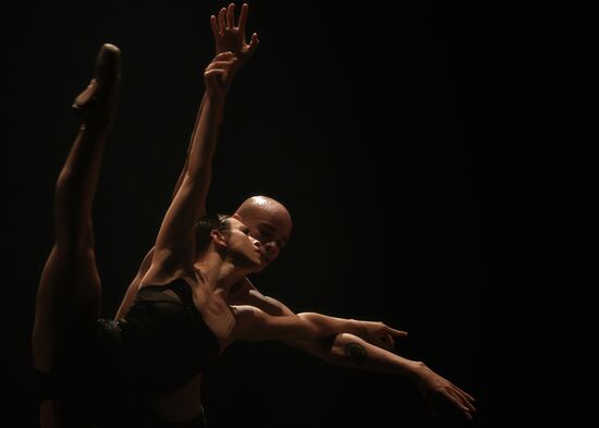 Dance Open modern dance festival opens in St. Petersburg