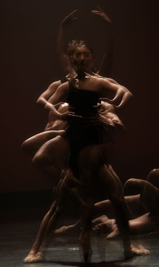 Dance Open modern dance festival opens in St. Petersburg