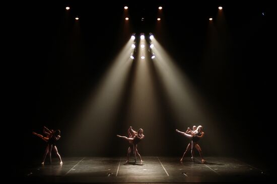 Dance Open modern dance festival opens in St. Petersburg