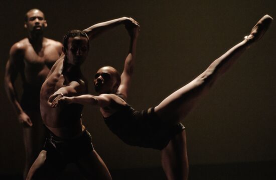 Dance Open modern dance festival opens in St. Petersburg