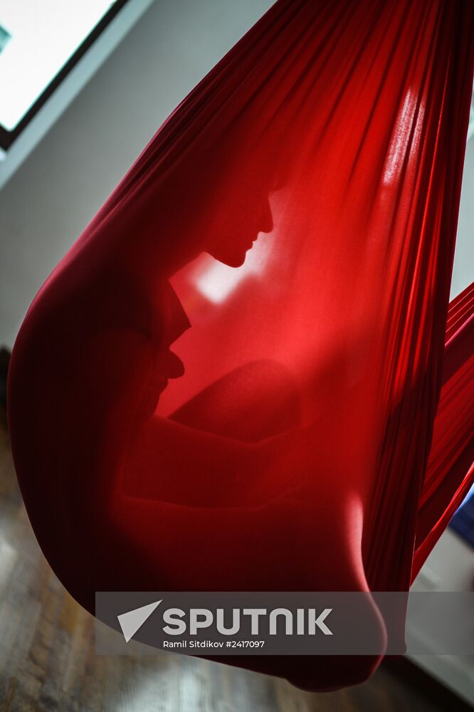 Antigravity Yoga class