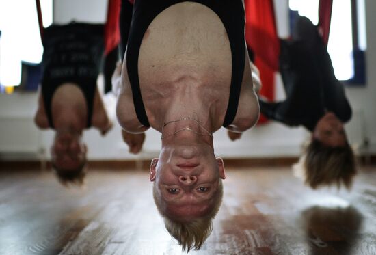 Antigravity Yoga class
