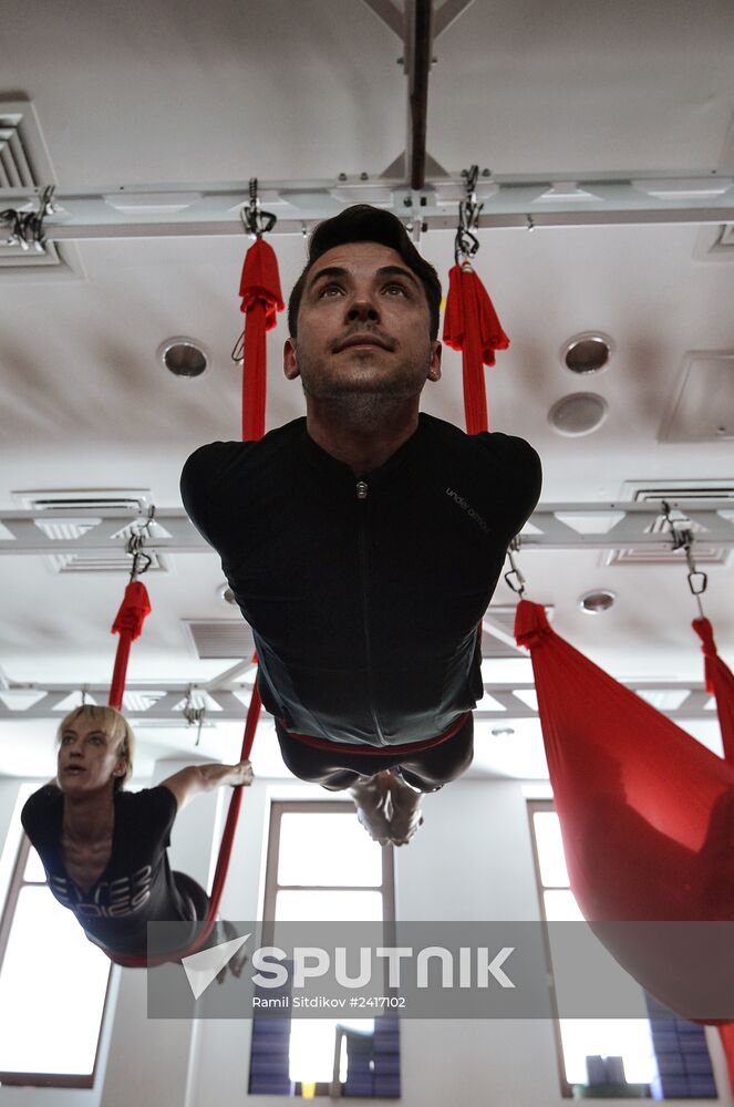 Antigravity Yoga class