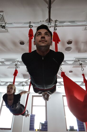 Antigravity Yoga class