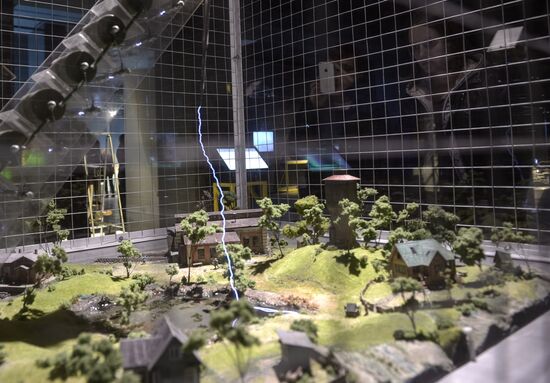 Polytechnic Museum in Moscow ubveiles exposition "Russia Makes It Herself"