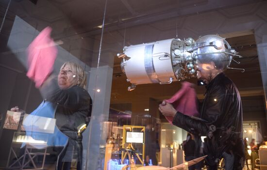 Polytechnic Museum in Moscow ubveiles exposition "Russia Makes It Herself"