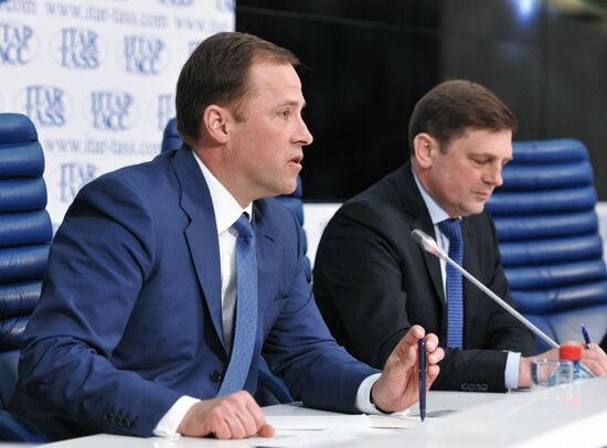 Press conference by Russia's Space Agency and United Rocket and Space Corporation managers