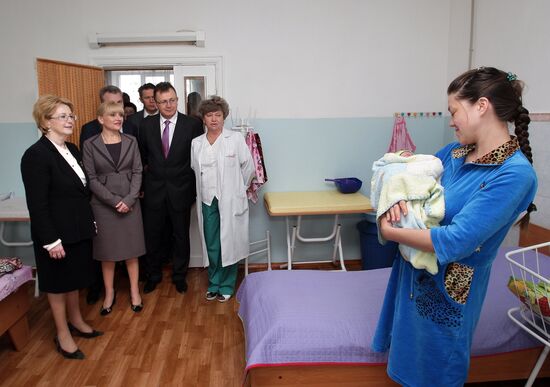 Russian Health Minister Veronika Skvortsova visits Crimea