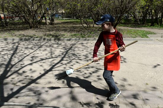 Clean city day in Moscow