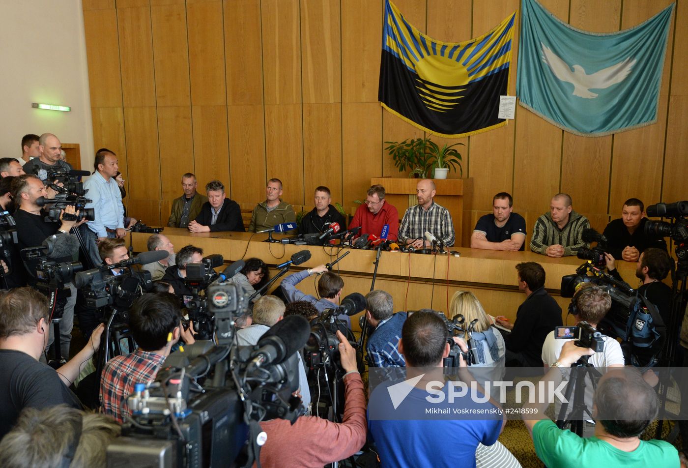 News conference by OSCE observers detained by self-defense forces in Ukraine