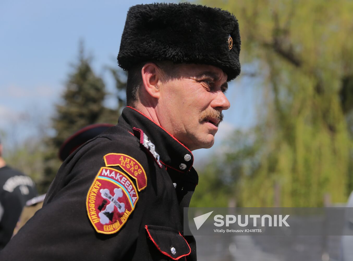 Start of Makeevka-Slavyansk motor rally