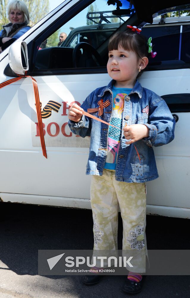 Oleg Tsarov delivers humanitarian aid to Slavyansk