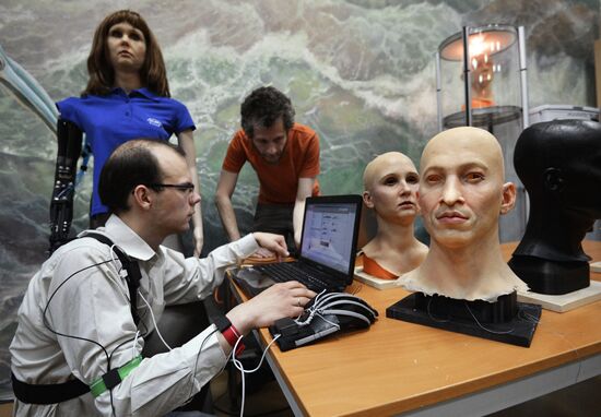 Presentation of the Pushkin Anthropoid Robot