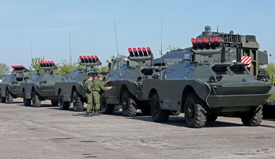 Relocating Baltic Fleet military equipment to Victory Day Parade site